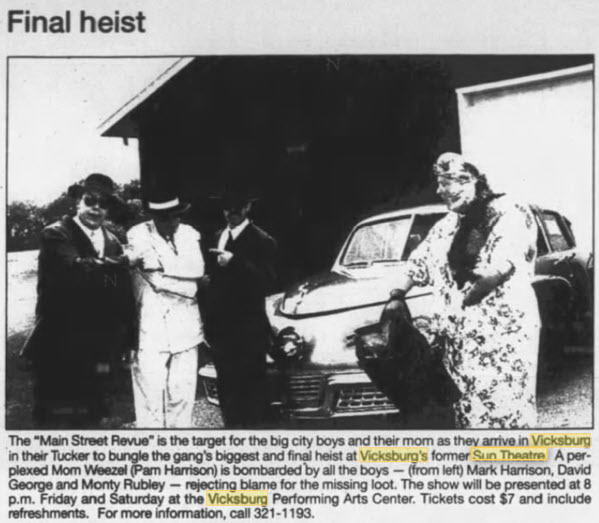 Sun Theatre - 15 Oct 1998 Article (newer photo)